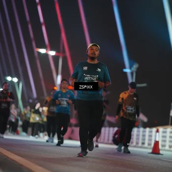 Runner Photo 6294346