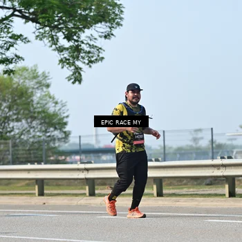 Runner Photo 6294354