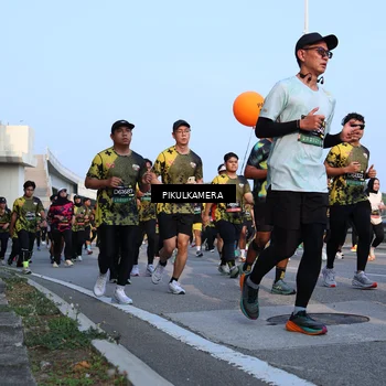 Runner Photo 6294365