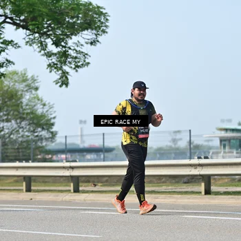 Runner Photo 6294377