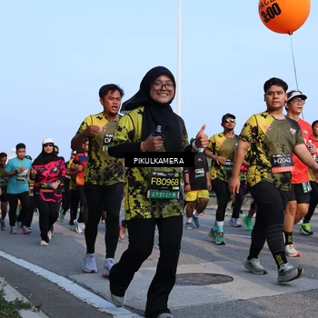Runner Photo 6294380