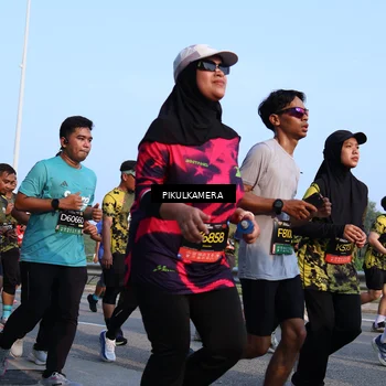 Runner Photo 6294416
