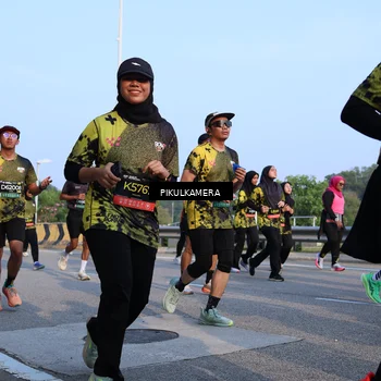 Runner Photo 6294466