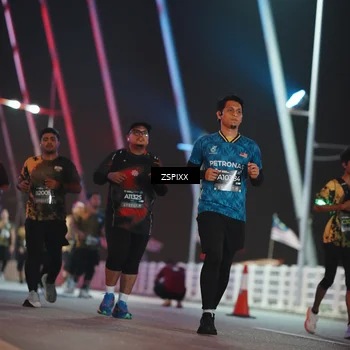 Runner Photo 6294476