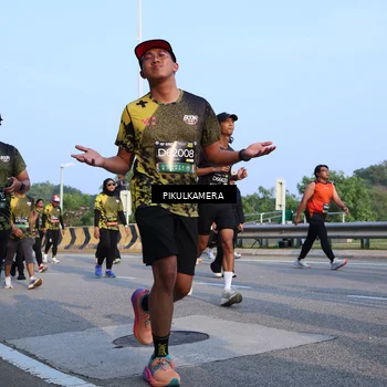 Runner Photo 6294520