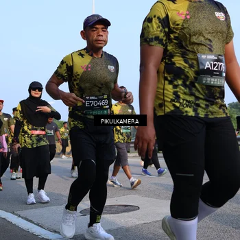 Runner Photo 6294578