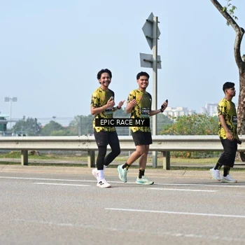 Runner Photo 6294622