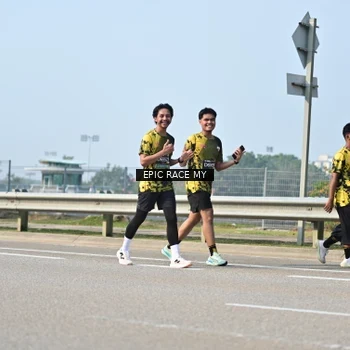 Runner Photo 6294623