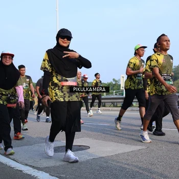 Runner Photo 6294628