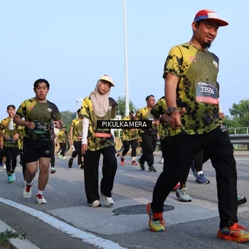 Runner Photo 6294664