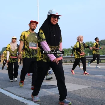 Runner Photo 6294666