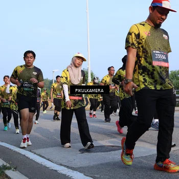 Runner Photo 6294698