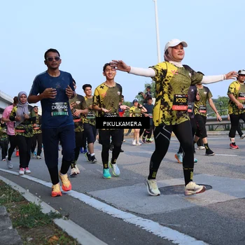 Runner Photo 6294746