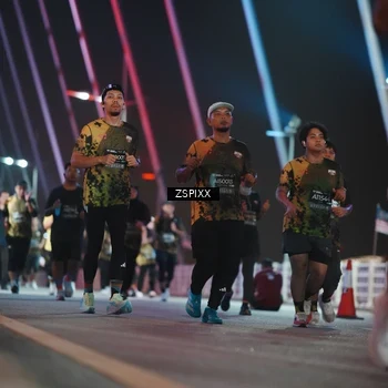 Runner Photo 6294749