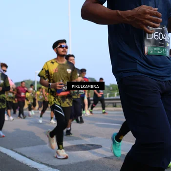 Runner Photo 6294791