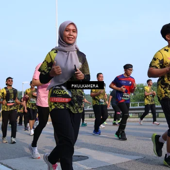 Runner Photo 6294852