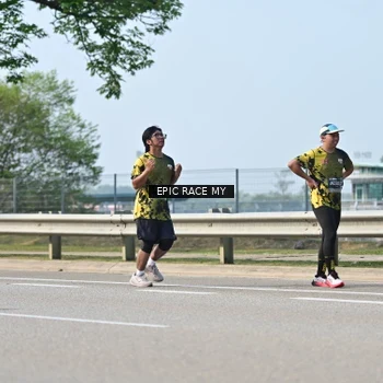 Runner Photo 6294896