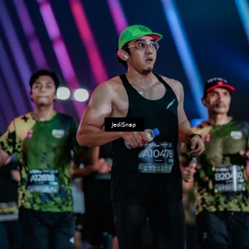 Runner Photo 6294923