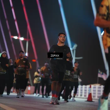 Runner Photo 6294926