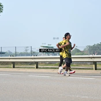 Runner Photo 6294975