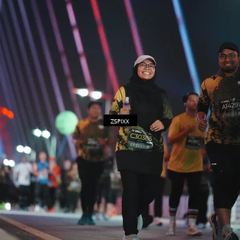 Runner Photo 6295060