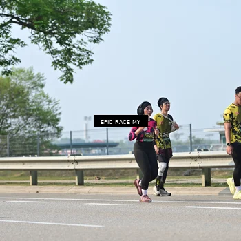 Runner Photo 6295069