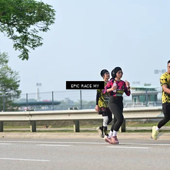 Runner Photo 6295070