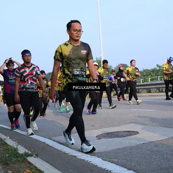 Runner Photo 6295122