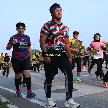 Runner Photo 6295197