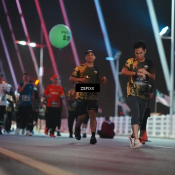 Runner Photo 6295227
