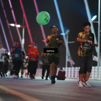 Runner Photo 6295241