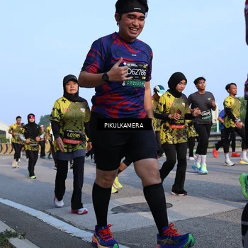 Runner Photo 6295250