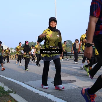 Runner Photo 6295260