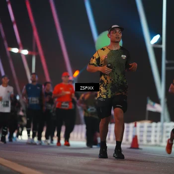Runner Photo 6295278