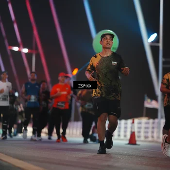 Runner Photo 6295285