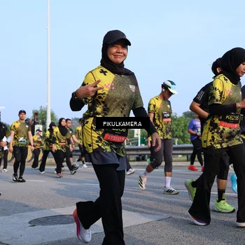 Runner Photo 6295297