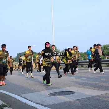 Runner Photo 6295328
