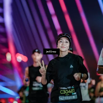 Runner Photo 6295376