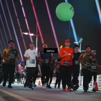 Runner Photo 6295377