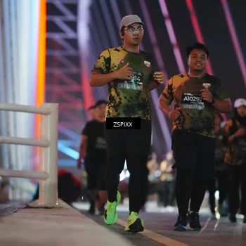 Runner Photo 6295496