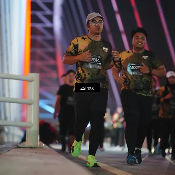 Runner Photo 6295499