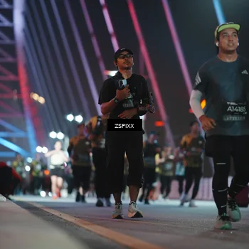 Runner Photo 6295670