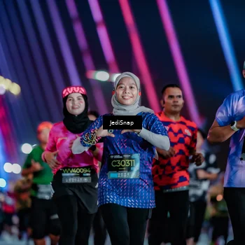 Runner Photo 6295808