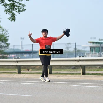 Runner Photo 6295925