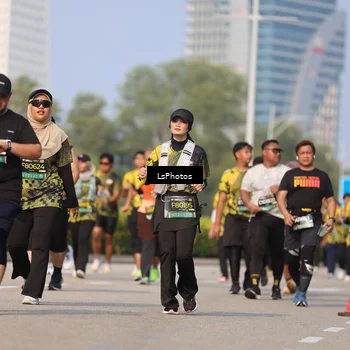 Runner Photo 6296088