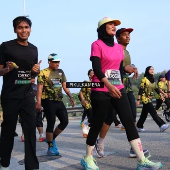 Runner Photo 6296142