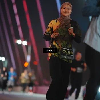 Runner Photo 6296160