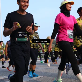 Runner Photo 6296166