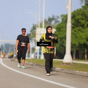 Runner Photo 6296297