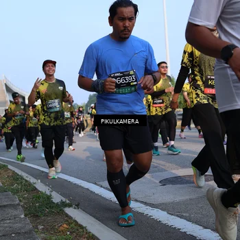 Runner Photo 6296364
